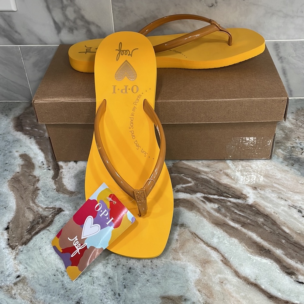 NWT Reef Seas 40th OPI Flip Flops in Sun, Sea and Sand in My Pants Yellow Size 9